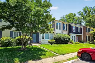 9208 Weathervane Pl, Montgomery Village, MD 20886 - Photo 4