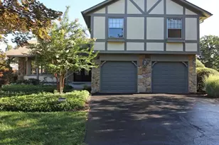 1507 Kersey Ln, Potomac, MD 20854 - Photo 1
