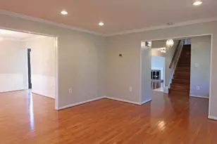 1507 Kersey Ln, Potomac, MD 20854 - Photo 4