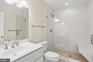 7800 Radnor Rd, Bethesda, MD 20817 - Photo 62