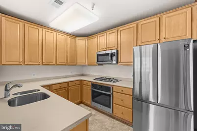804 Grand Champion Drive #10-303, Rockville, MD 20850 - Photo 22