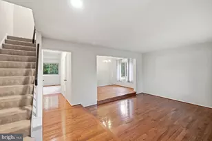 8918 Centerway Rd, Gaithersburg, MD 20879 - Photo 2