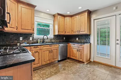 11713 Kingtree Street, Silver Spring, MD 20902 - Photo 2