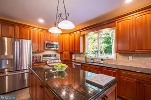 19829 Helmond Way, Gaithersburg, MD 20886 - Photo 10