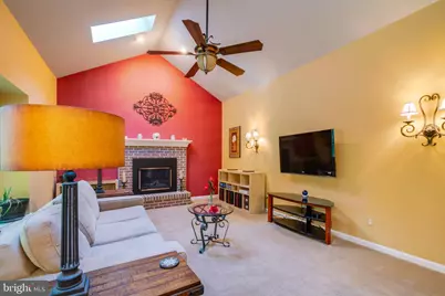19829 Helmond Way, Gaithersburg, MD 20886 - Photo 16