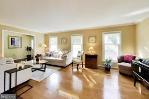 435 Upshire Cir, Gaithersburg, MD 20878 - Photo 4
