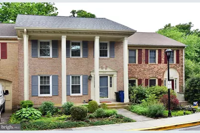 10121 Crestberry Place, Bethesda, MD 20817 - Photo 2