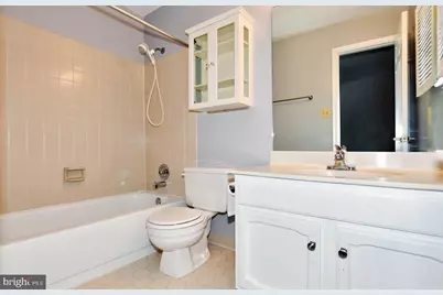 10121 Crestberry Place, Bethesda, MD 20817 - Photo 30