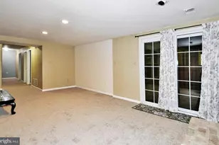 10121 Crestberry Pl, Bethesda, MD 20817 - Photo 34