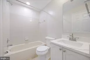 8106 Castlebury Terrace, Gaithersburg, MD 20879 - Photo 56