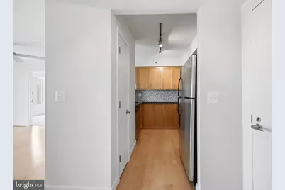 7500 Woodmont Avenue #S1019, Bethesda, MD 20814 - Photo 6