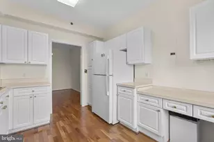 3200 N Leisure World Blvd, Silver Spring, MD 20906 - Photo 16