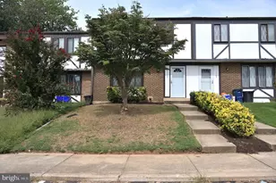 11709 Ashworth Ct, Germantown, MD 20876 - Photo 2
