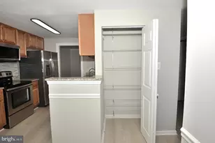 11709 Ashworth Ct, Germantown, MD 20876 - Photo 10