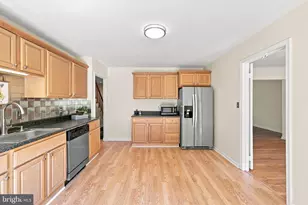 2400 E Gate Dr, Silver Spring, MD 20906 - Photo 14