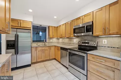 5135 King Charles Way, Bethesda, MD 20814 - Photo 10