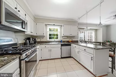 10108 Langhorne Court, Bethesda, MD 20817 - Photo 20