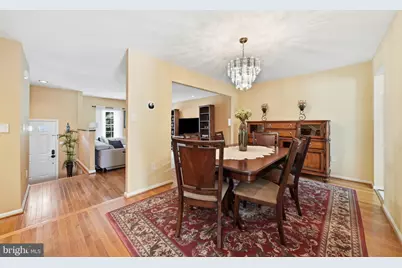 10108 Langhorne Court, Bethesda, MD 20817 - Photo 14