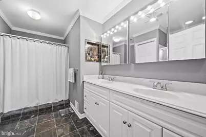 10108 Langhorne Court, Bethesda, MD 20817 - Photo 32