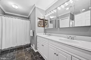 10108 Langhorne Ct, Bethesda, MD 20817 - Photo 32