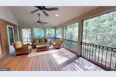 11211 Long Pine Trl, Potomac, MD 20854 - Photo 12