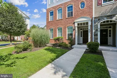 402 Orchard Ridge Drive, Gaithersburg, MD 20878 - Photo 4