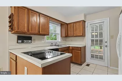 11402 Flints Grove Lane, North Potomac, MD 20878 - Photo 4