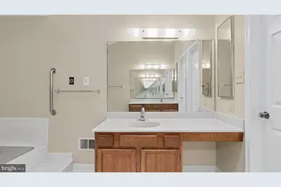 11402 Flints Grove Lane, North Potomac, MD 20878 - Photo 34