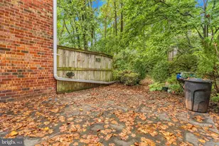 734 Azalea Dr, Rockville, MD 20850 - Photo 24