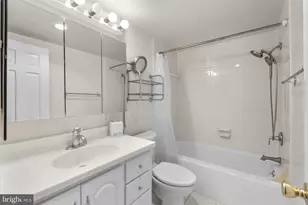 4601 N Park Ave, Chevy Chase, MD 20815 - Photo 14