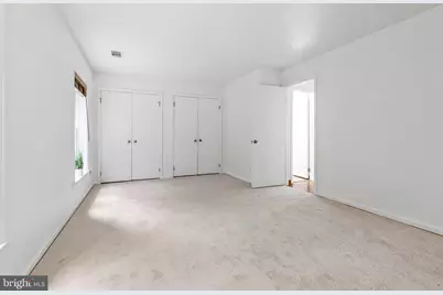 5700 Brewer House Circle #T1, Rockville, MD 20852 - Photo 16