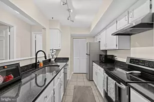 20665 Shadyside Way, Germantown, MD 20874 - Photo 2