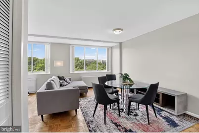 10401 Grosvenor Place #808, Rockville, MD 20852 - Photo 2