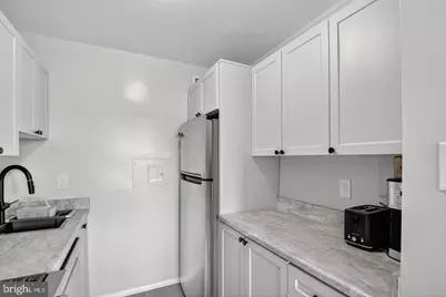 10401 Grosvenor Place #808, Rockville, MD 20852 - Photo 8