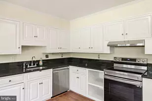11009 Cripplegate Rd, Potomac, MD 20854 - Photo 6
