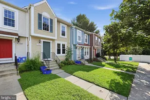 19334 Liberty Heights Ln, Germantown, MD 20874 - Photo 2