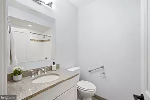 21151 Woodfield Rd, Laytonsville, MD 20882 - Photo 28