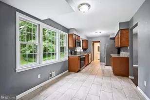 204 Mowbray Rd, Silver Spring, MD 20904 - Photo 6