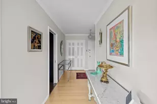 4515 Willard Ave, Chevy Chase, MD 20815 - Photo 4