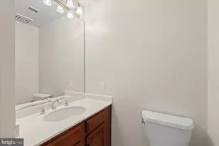 8101 Connecticut Ave, Chevy Chase, MD 20815 - Photo 14