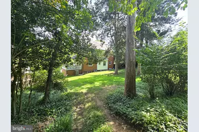 9422 Locust Hill Road, Bethesda, MD 20814 - Photo 14