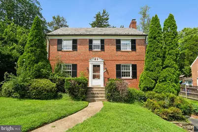 9422 Locust Hill Road, Bethesda, MD 20814 - Photo 2