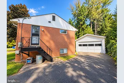 5819 Grosvenor Lane, Bethesda, MD 20814 - Photo 4