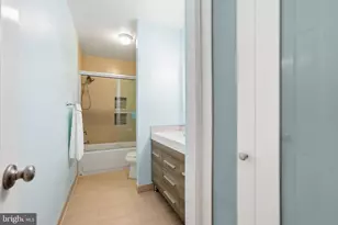 6 Bentana Ct, Rockville, MD 20850 - Photo 42