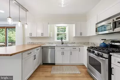 6 Bentana Court, Rockville, MD 20850 - Photo 16