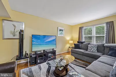 19267 Wheatfield Terrace, Gaithersburg, MD 20879 - Photo 8