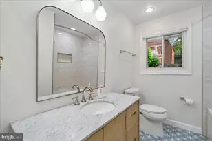 6403 W Halbert Rd, Bethesda, MD 20817 - Photo 12