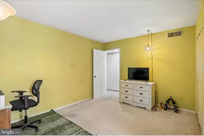 9909 Blundon Drive #4-201, Silver Spring, MD 20902 - Photo 32