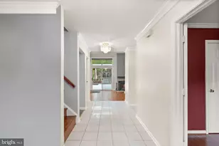 18 Solitaire Ct, Gaithersburg, MD 20878 - Photo 12