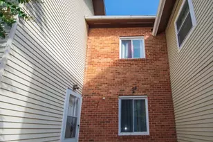 52 State Ct, Gaithersburg, MD 20877 - Photo 2